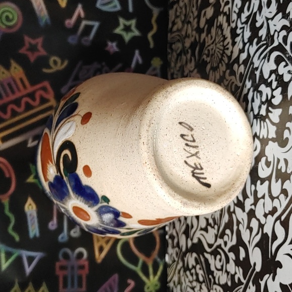 Pottery - Picture 2 of 3